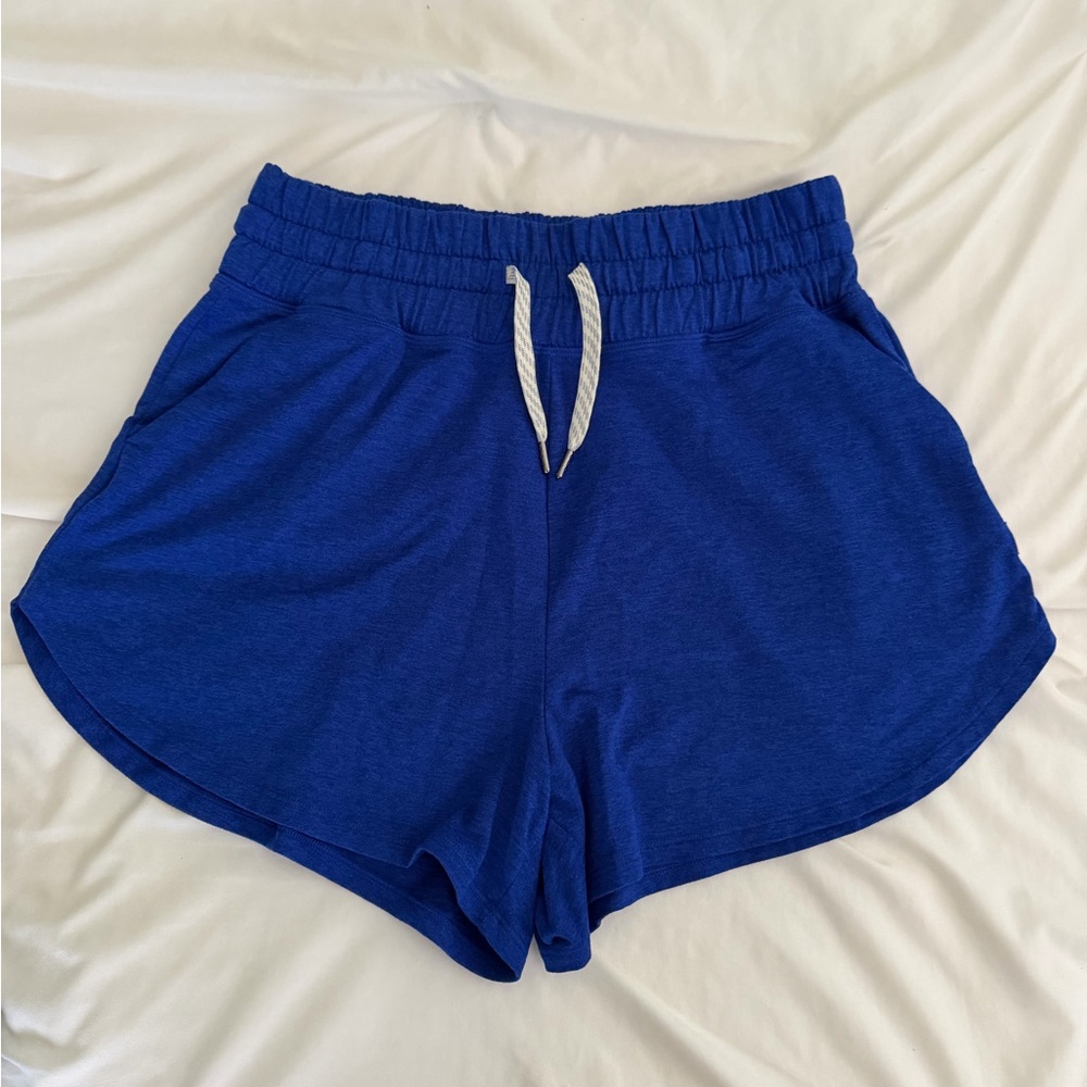 Vuori Halo Performance Shorts - Copenhagen Heather